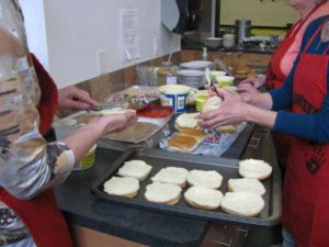 Community Lunch_2_resized (2017_07_04 17_02_11 UTC)